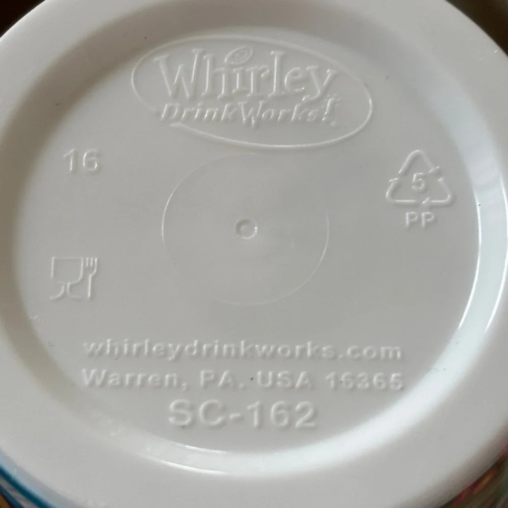 Walt Disney Whirley Drink Works 16oz Tumbler‎ w/Handle